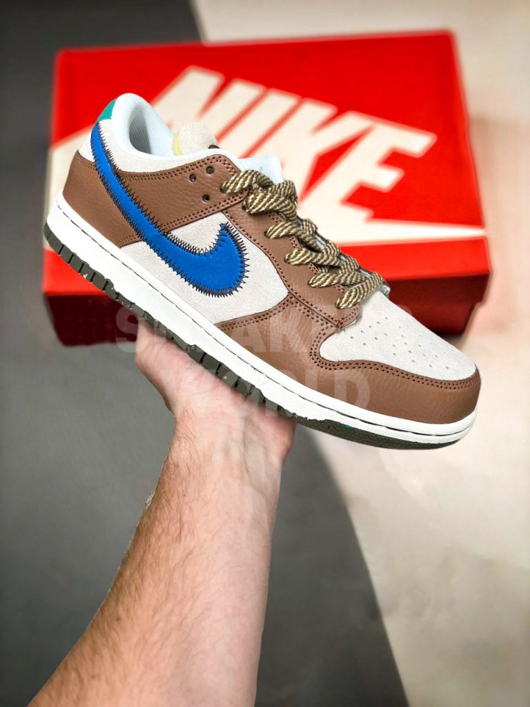 size? x Nike Dunk Low