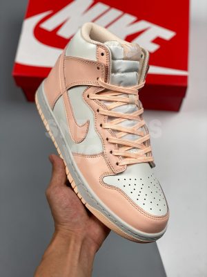 nike-dunk-high-sail-crimson-tint-dd1869-104-for-sale-8-300x400 Футболка VETEMENTS Limited Edition Logo T-Shirt Black