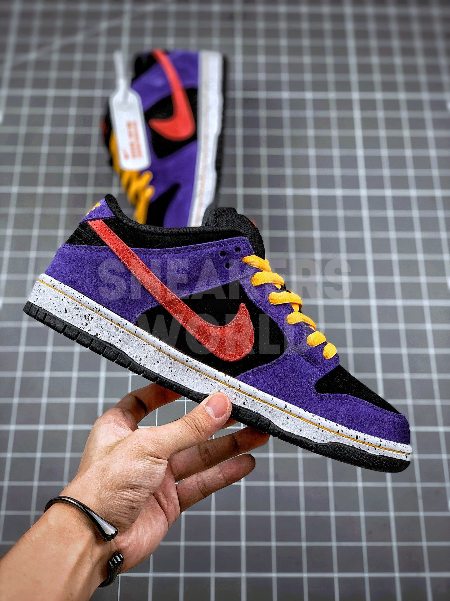 nike sb black and purple