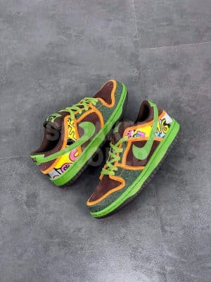 Nike SB Dunk Low De La Soul Safari Altitude Green Barogue Brown