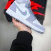 Nike Air Jordan 1 Purpl