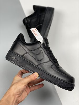 Кроссовки Nike Air Force 1 Low Triple Black
