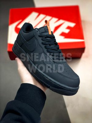 Кроссовки Nike Air Force 1 Black зимние с мехом