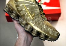 Кроссовки Nike Shox TL Gold