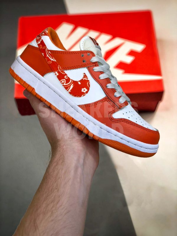 Кроссовки Nike Dunk Low Orange Paisley