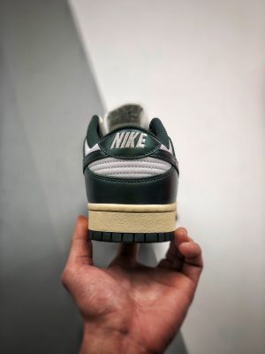 Nike Dunk Low ‘Vintage Green’