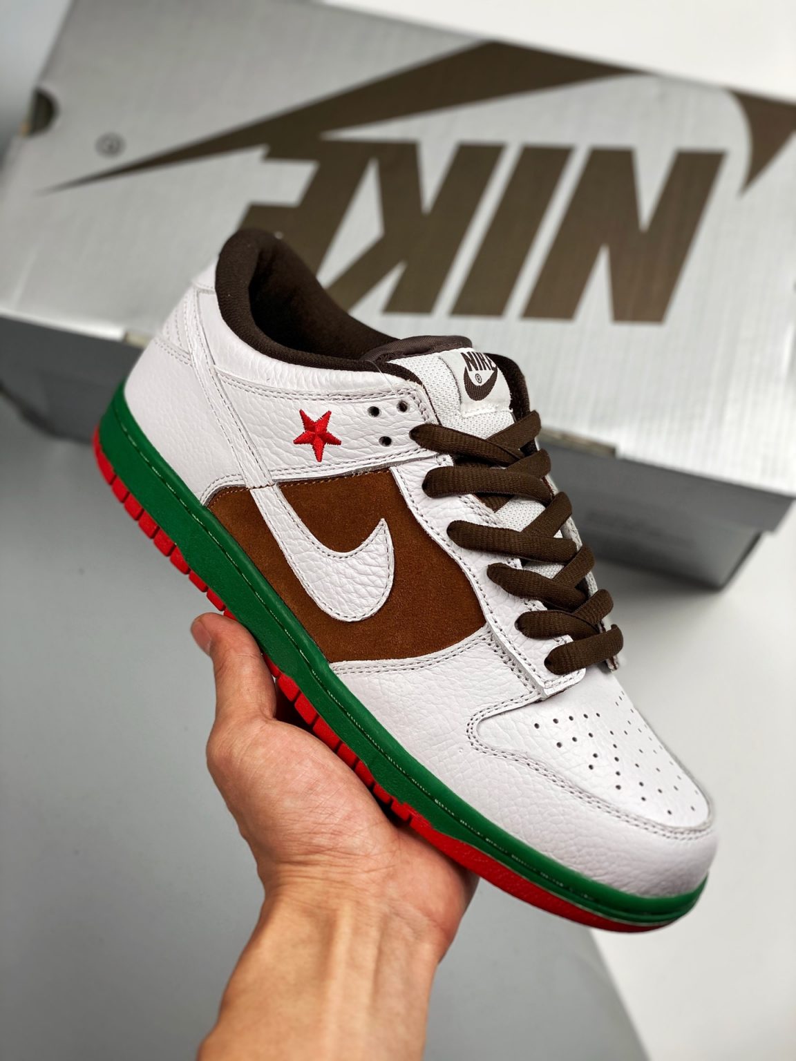 Nike SB Dunk Low ‘Cali’