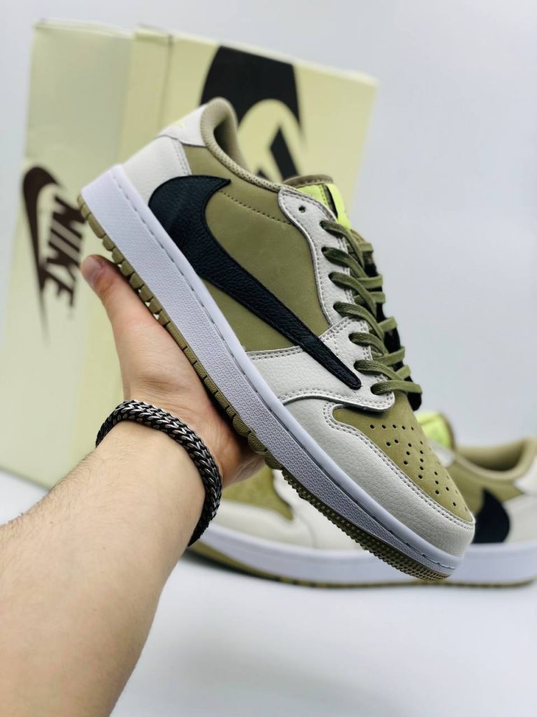 Travis Scott x Air Jordan 1 Low Golf