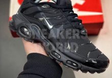Nike Air Max Plus Black