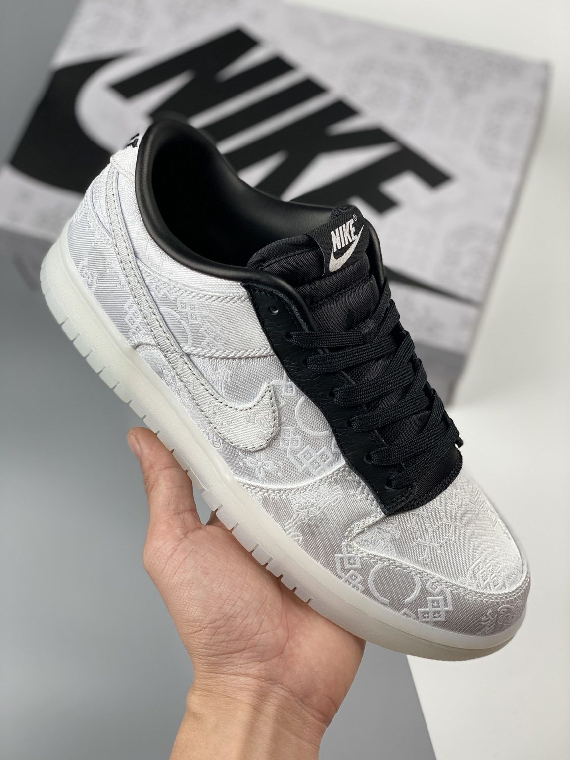 Fragment x CLOT x Nike Dunk Low White Black FN0315-110