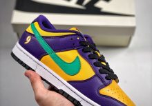 Nike Dunk Low Lisa Leslie Court Purple Clear Emerald