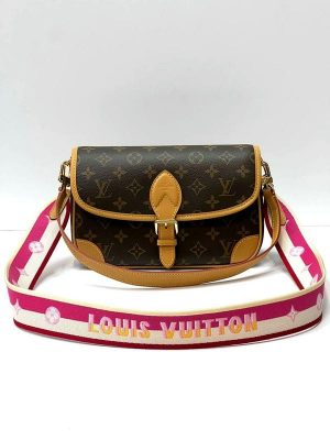 Сумка Louis Vuitton Monogram Canvas Diane Bag