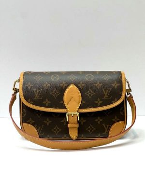 Сумка Louis Vuitton Monogram Canvas Diane Bag