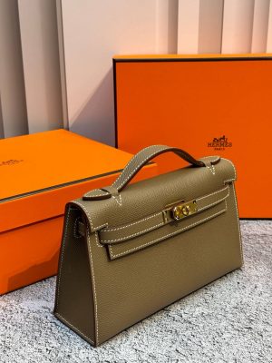 Сумка Hermes Mini Kelly Pochette 22cm Bag In Etoupe Epsom Leather GHW