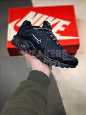 nike-air-max-plus-tn-tuned-berlin-black-blue-pink-2-300x400 New Balance 9060 The Whitaker Group Missing Pieces Daydream Blue