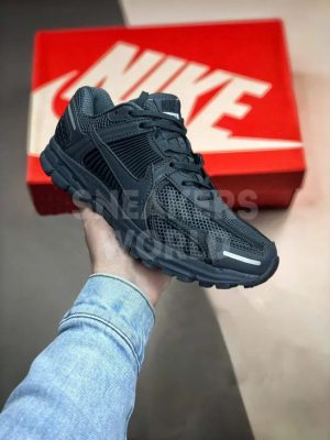 nike-air-zoom-vomero-5-grey-black-1-300x400 Футболка VETEMENTS I GOT LUCKY T-SHIRT Washed Pink
