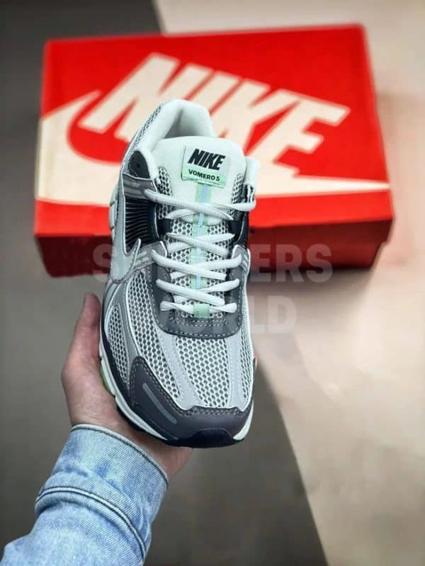 Nike Air Zoom Vomero 5 White Grey