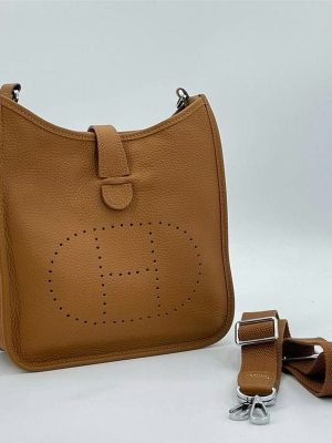 photo_2021-06-17_02-42-28.1200x1200-300x400 Сумка Chanel 19 Handbag Lambskin маленькая