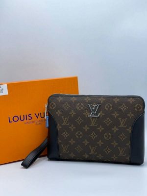 Louis Vuitton клатч