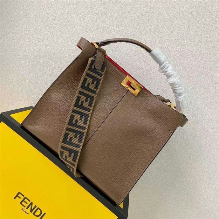 Fendi сумка · Коричневый · Люкс
