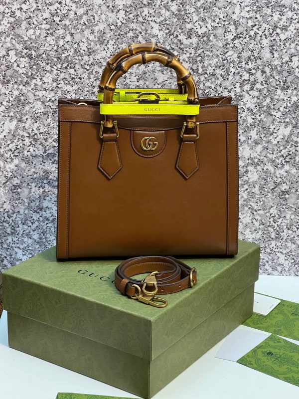 Сумка-тоут Diana small Tote Gucci Brown