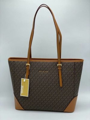 whatsapp-image-2021-02-14-at-18.44.04.1200x1200-300x400 Чемодан Louis Vuitton LV x YK Horizon 55 канва Monogram Pumpkin print