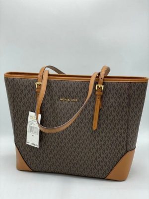 whatsapp-image-2021-02-14-at-18.44.07.1200x1200-300x400 Мужской рюкзак GUCCI GG Ophidia medium серый