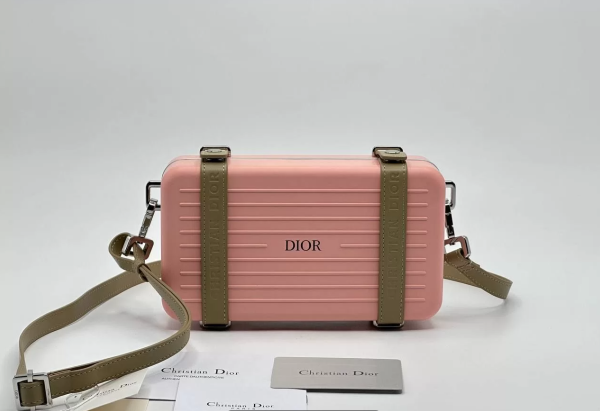 Клатч Dior x Rimowa Pink