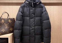 Пуховик CANADA GOOSE Junction Parka черный