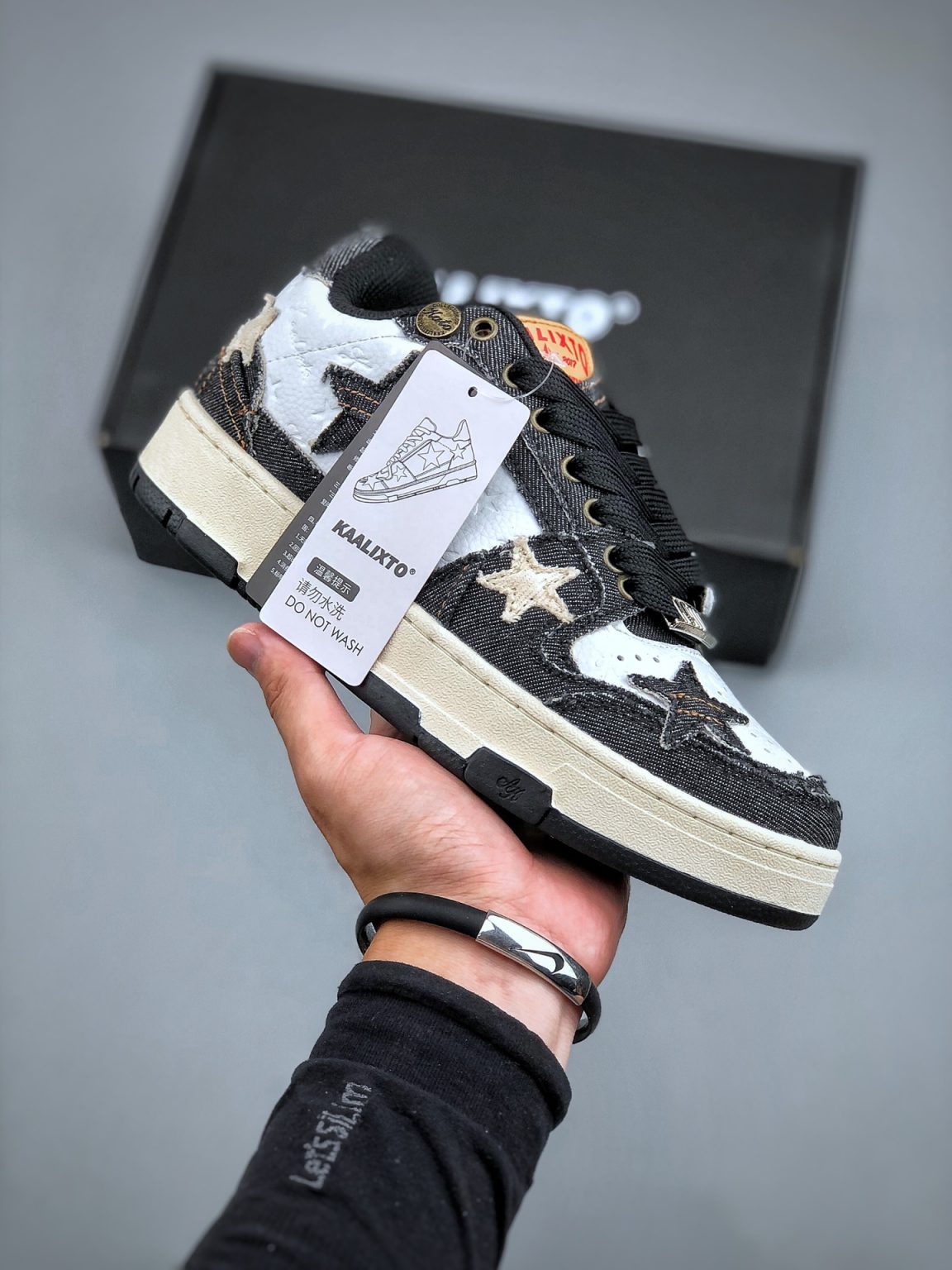 Кроссовки KAALIXTO Black