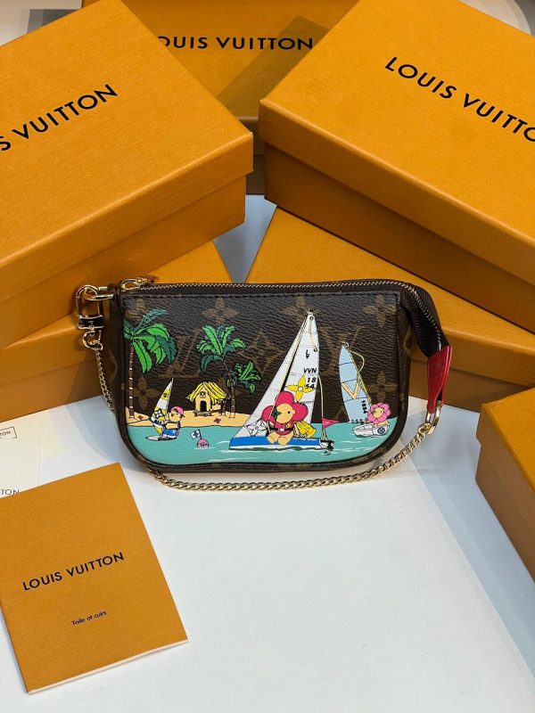 Клатч Louis Vuitton Mini Pochette Accessoires Vivienne Monogram