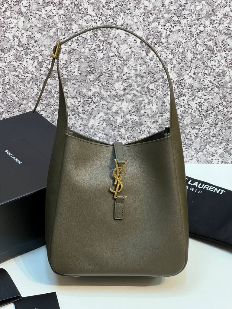 Yves Saint Laurent Сумка-Тоут мини Le 5 à 7 от Saint Laurent Khaki