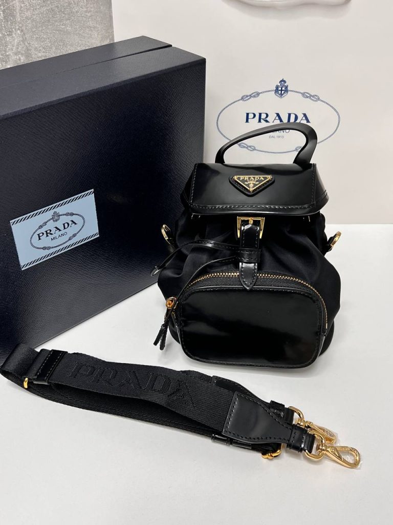Рюкзак PRADA Small Re-Nylon Backpack