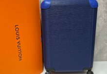 Чемодан Louis Vuitton LV Horizon 55 Epi Leather Blue
