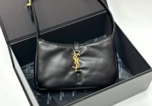 Сумка Saint Laurent LE 5 À 7 IN PADDED LAMBSKIN Black