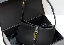 Сумка Saint Laurent LE 5 À 7 IN SMOOTH LEATHER Black