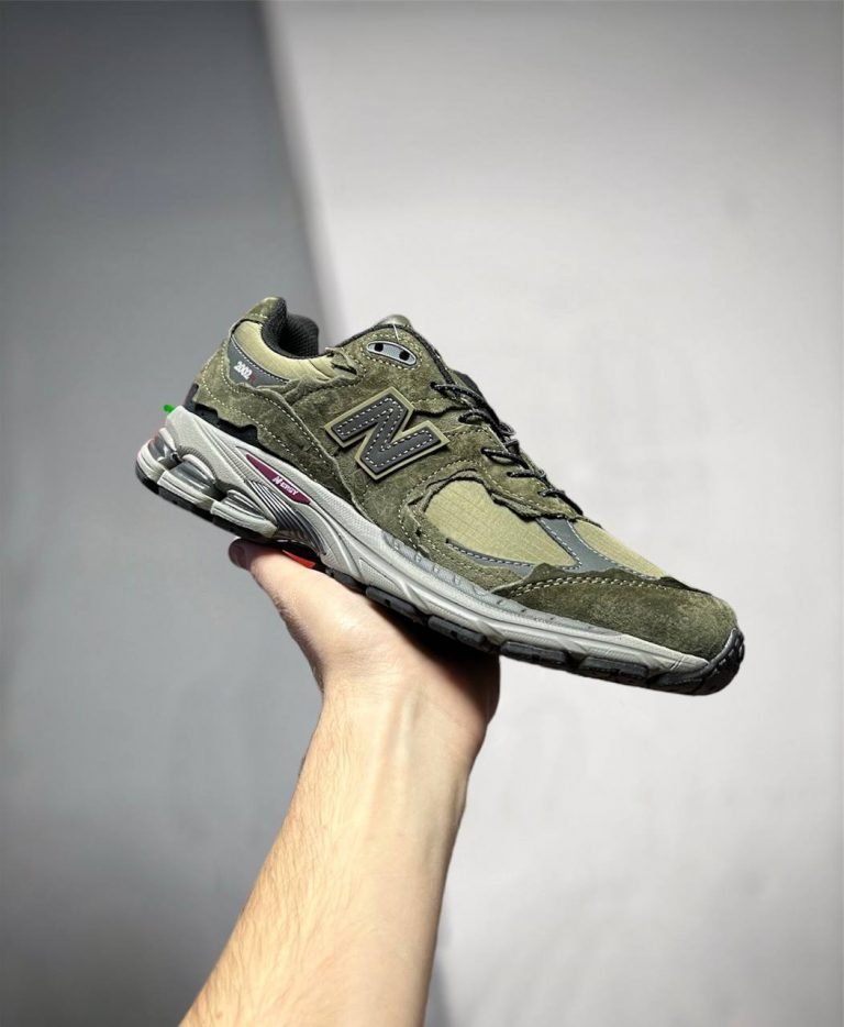 New Balance 2002R "Protection Pack Dark Moss"