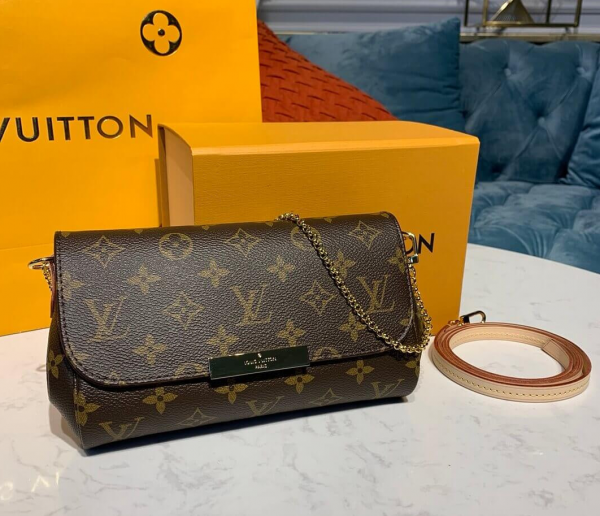 Клатч Louis Vuitton Monogram Canvas Favorite