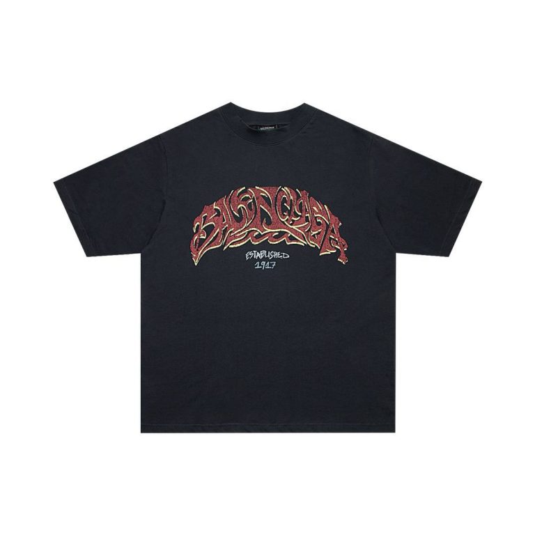 Футболка Balenciaga Offshore T-Shirt Oversized in black and red vintage