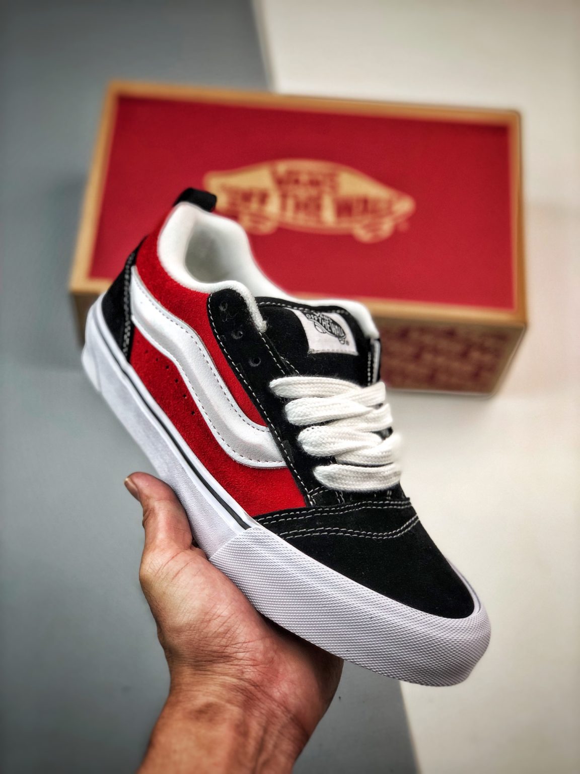 Vans Knu Skool Black Red