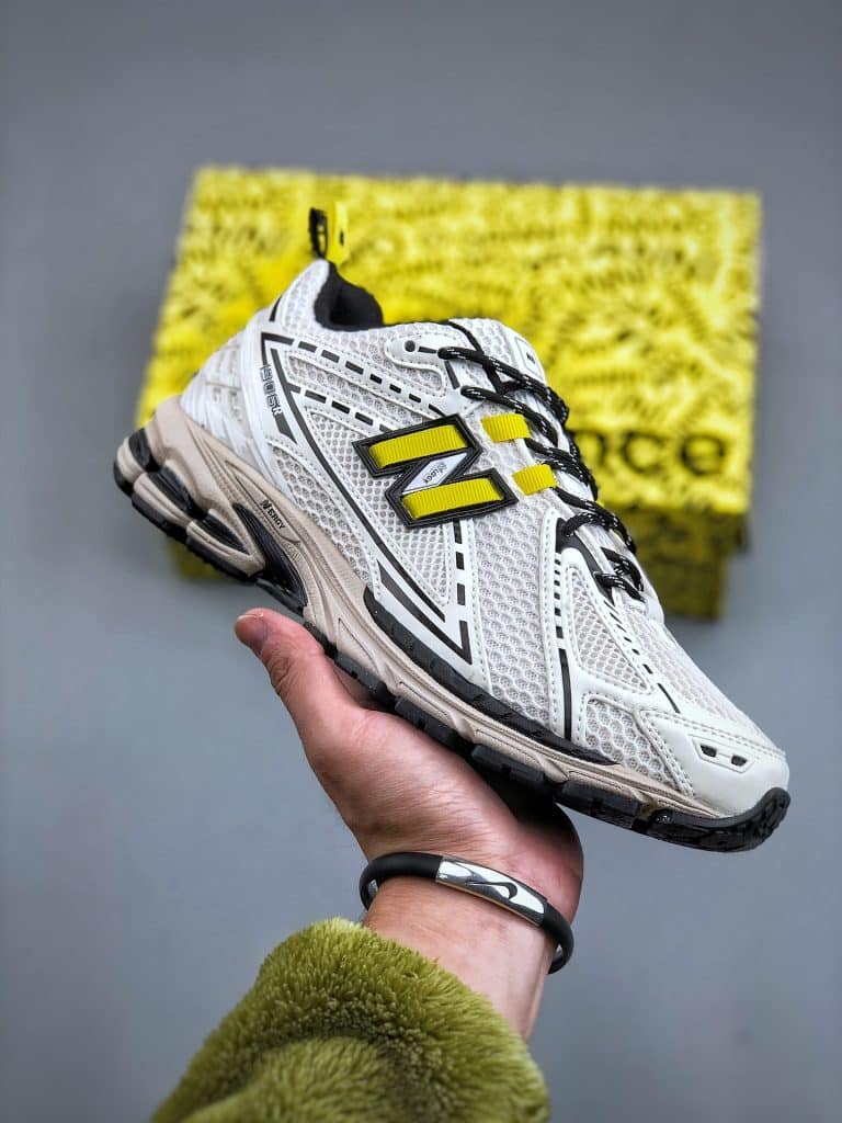 New Balance x GANNI 1906R Egret