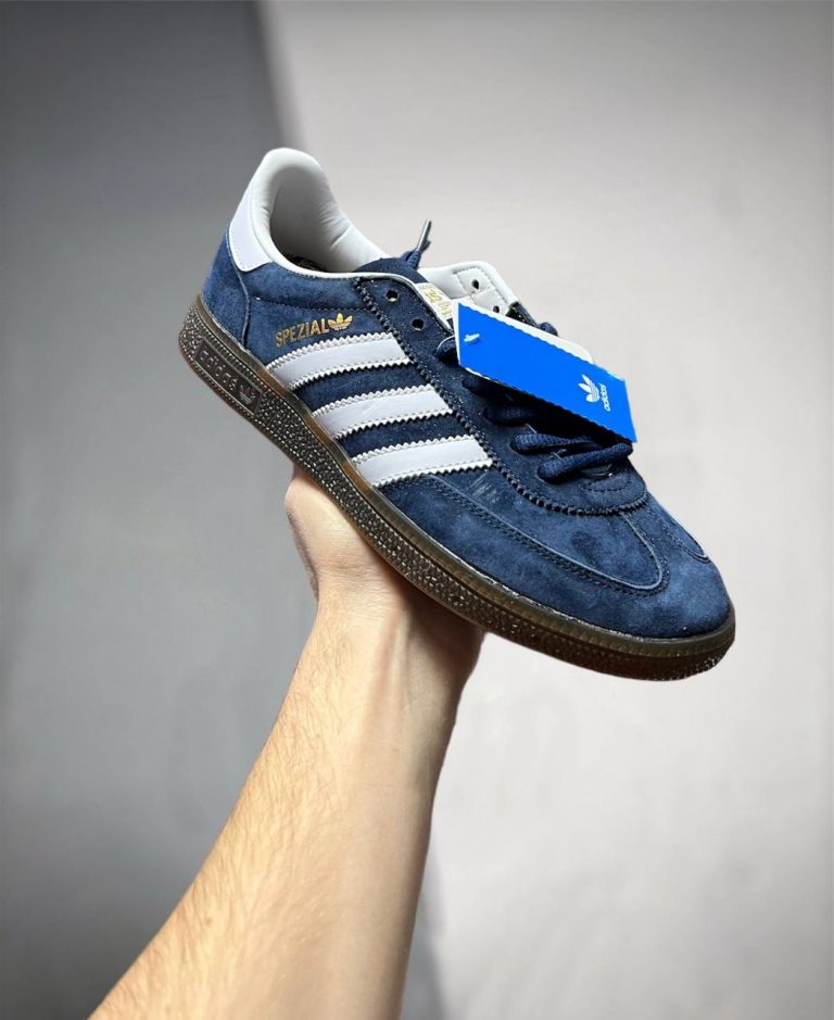 adidas Originals Handball Spezial Collegiate Navy/Clear Sky/Gum