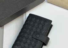 Ключница Bottega Veneta