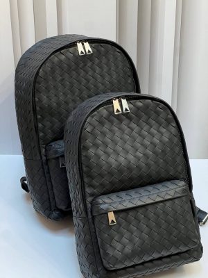 Рюкзак Bottega Veneta Medium Intrecciato Backpack