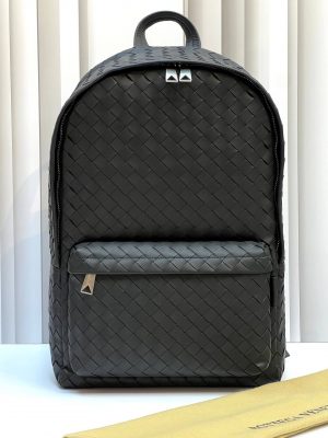 Рюкзак Bottega Veneta Medium Intrecciato Backpack
