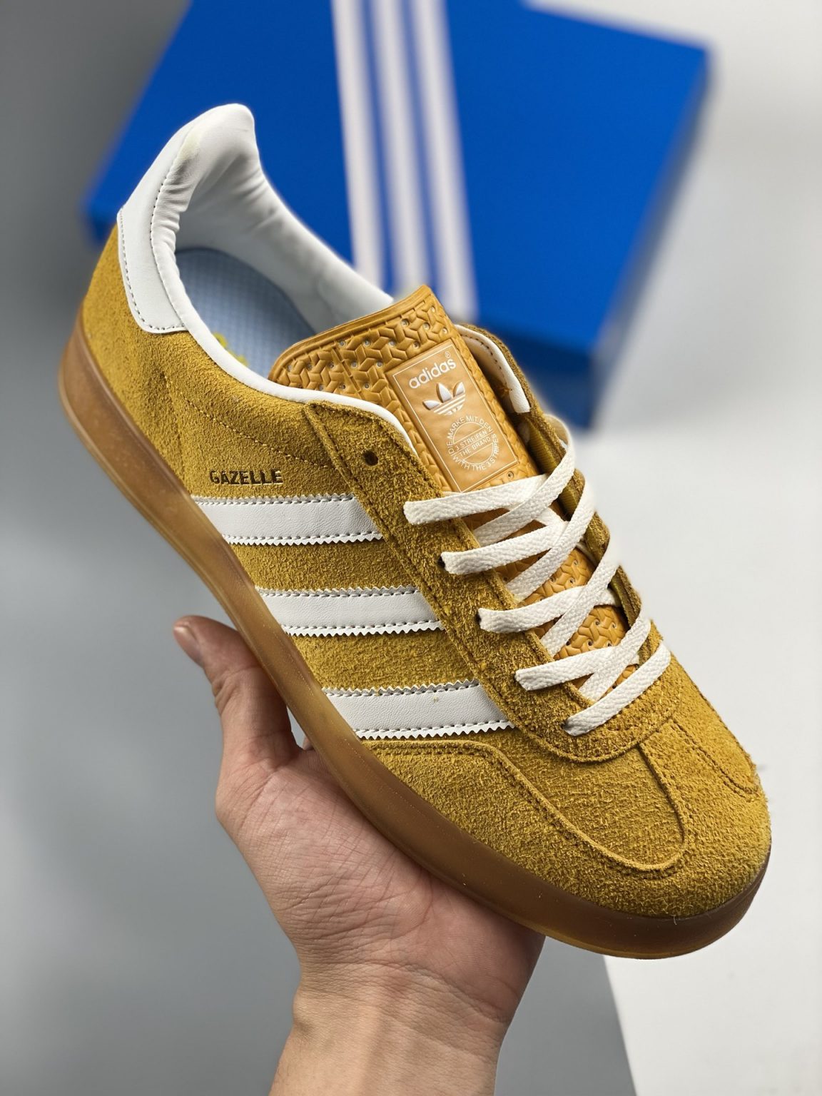 adidas Gazelle Indoor Orange Peel White HQ8716