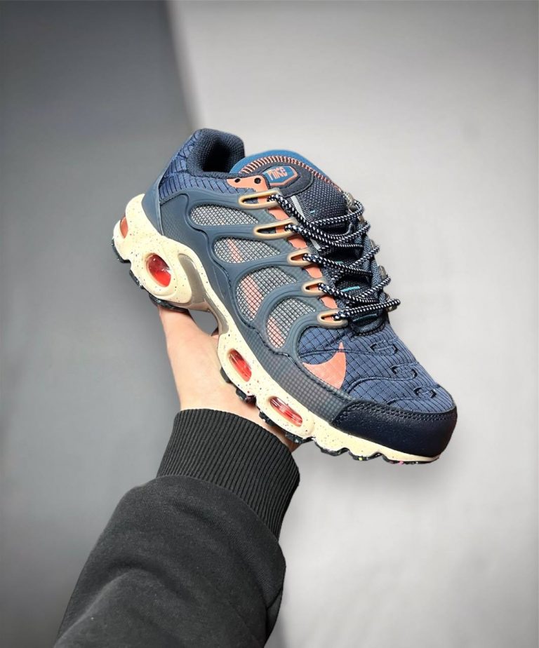 Nike Air Max Terrascape Plus Obsidian Madder Root
