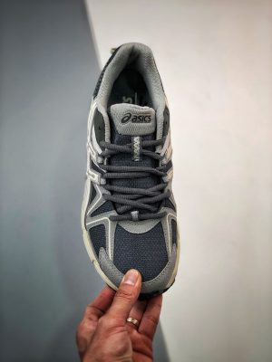 ASICS Gel-Kahana 8 Retro Grey