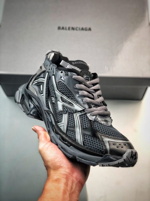 Balenciaga Runner Dark Grey Black 677403 W3RBR 1515