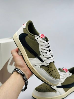 Travis Scott x Air Jordan 1 Low OG Medium Olive